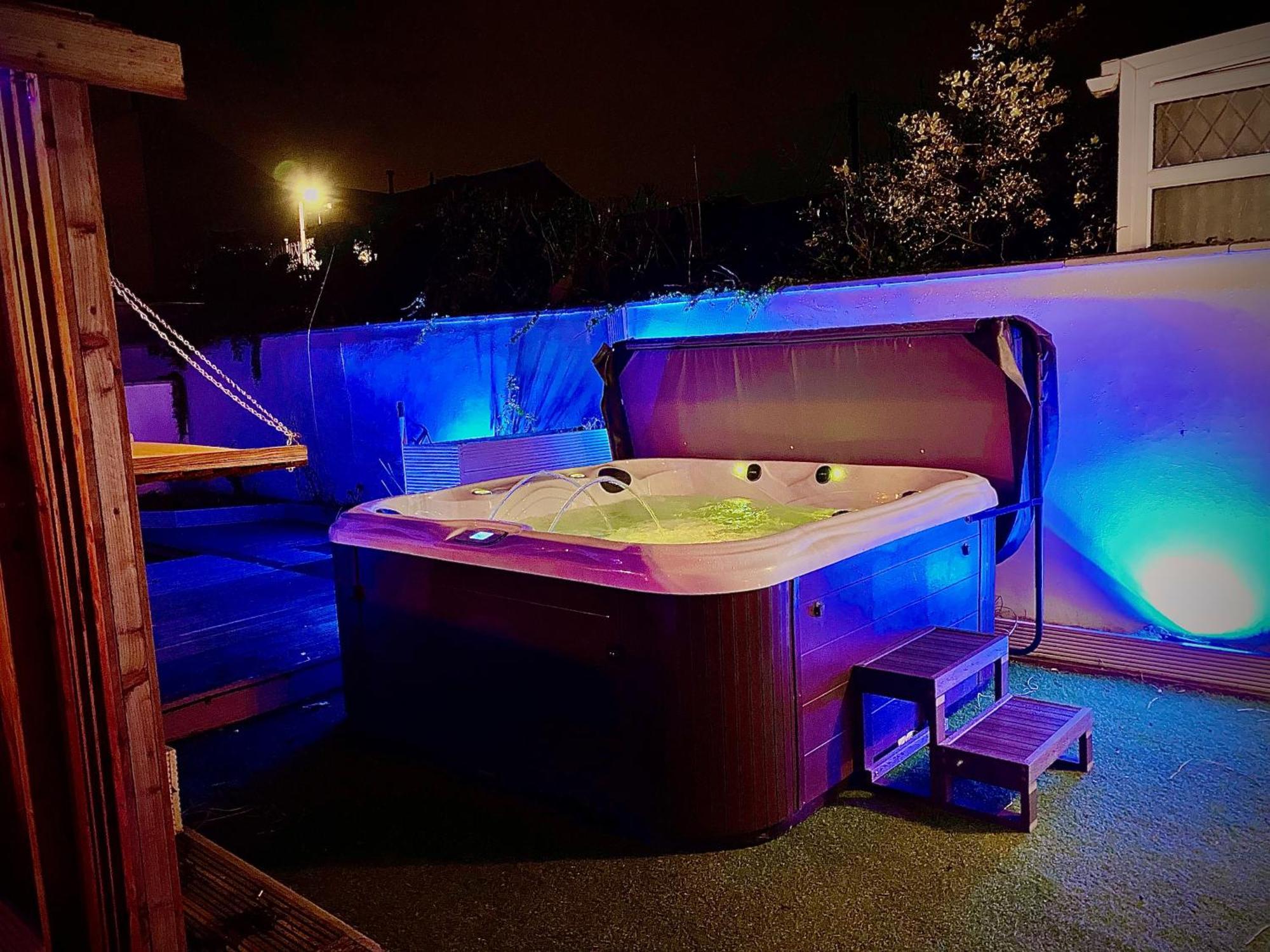 Sleeps10-Parking-Garden-Hottub-Petfriendly Villa Blackpool Eksteriør billede